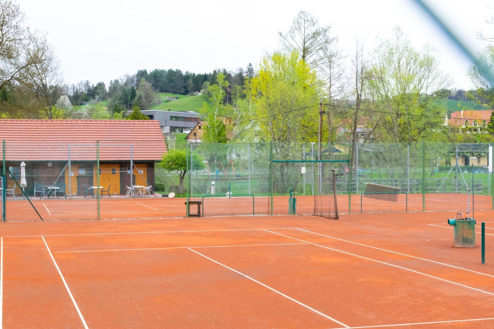 Ferienwohnung Am Freibad Leutschach Εξωτερικό φωτογραφία